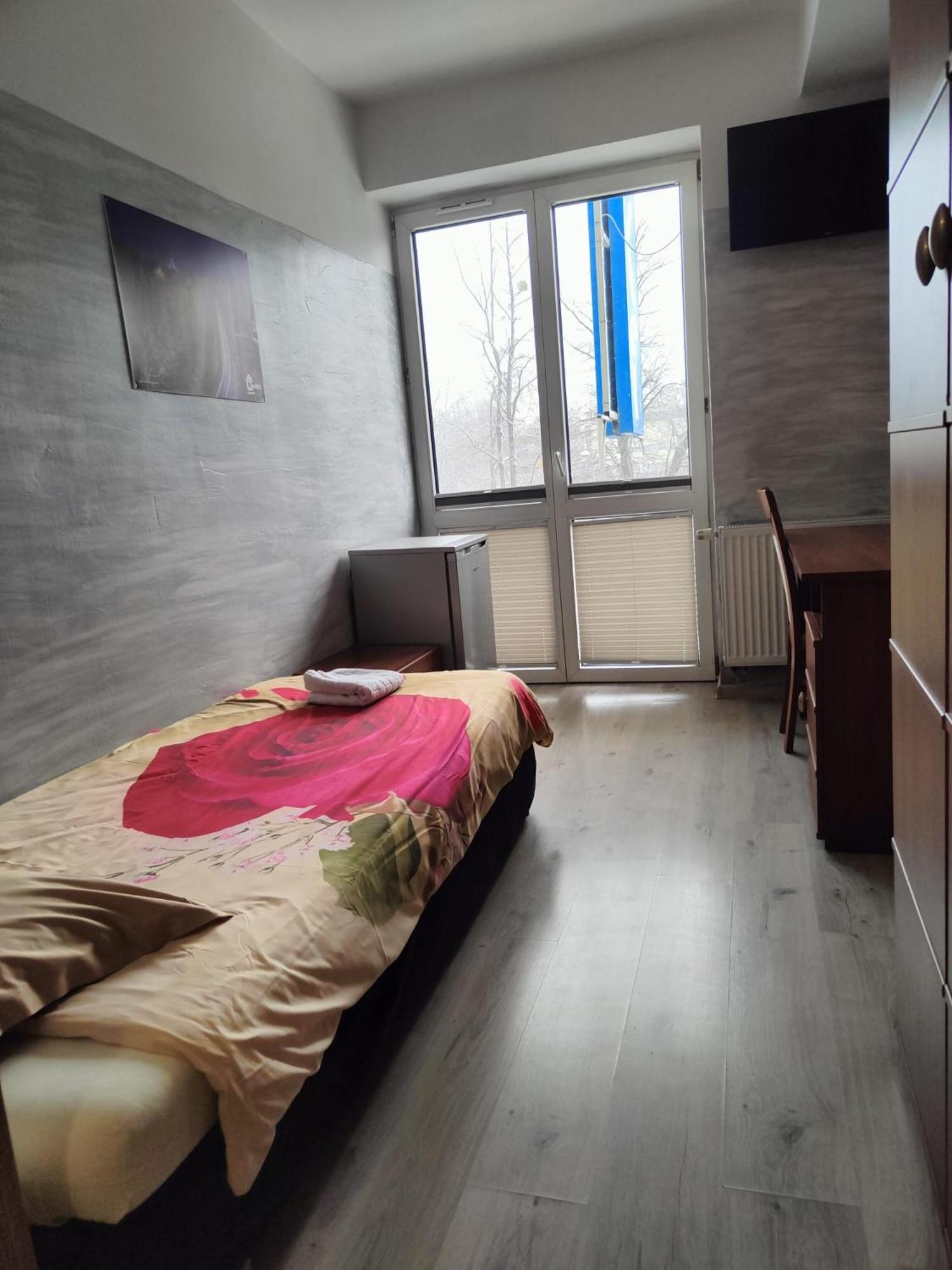Hostel 라돔 외부 사진
