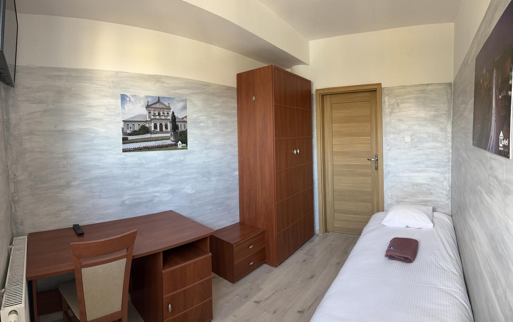 Hostel 라돔 외부 사진